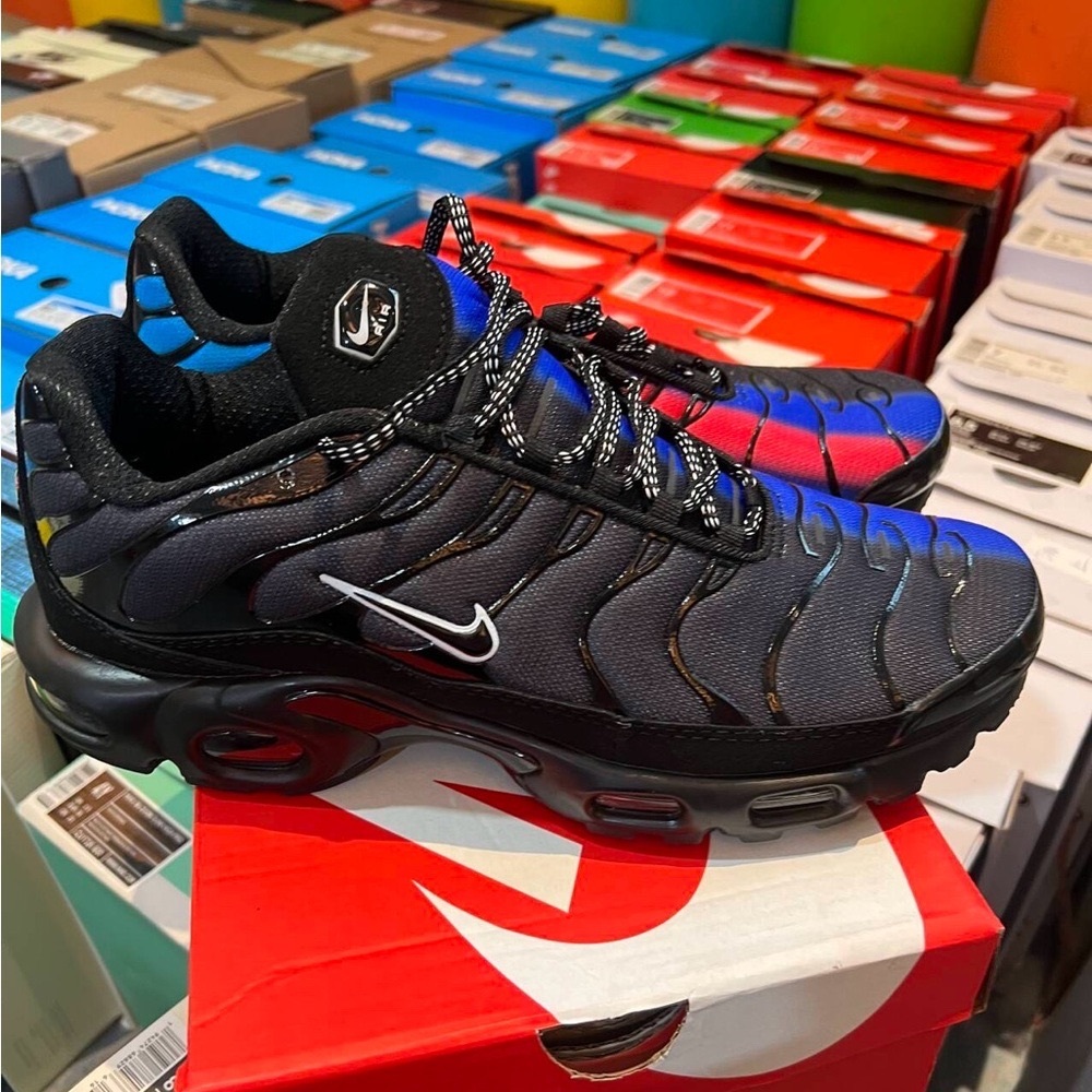 Nike Air MaxTn Plus, Men’s SIZE 12. Never worn**